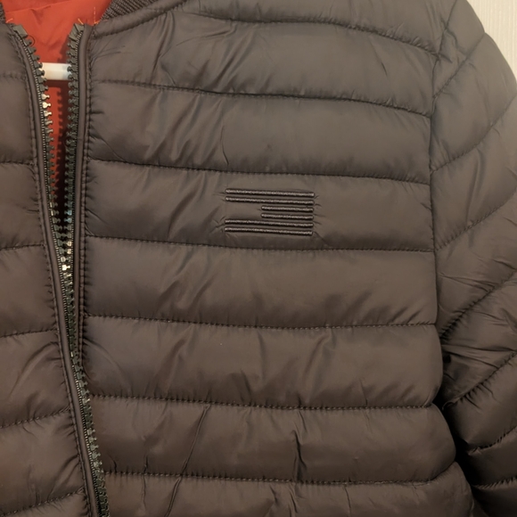 Qi Kids Black Puffer Jacket - Picture 2 of 10